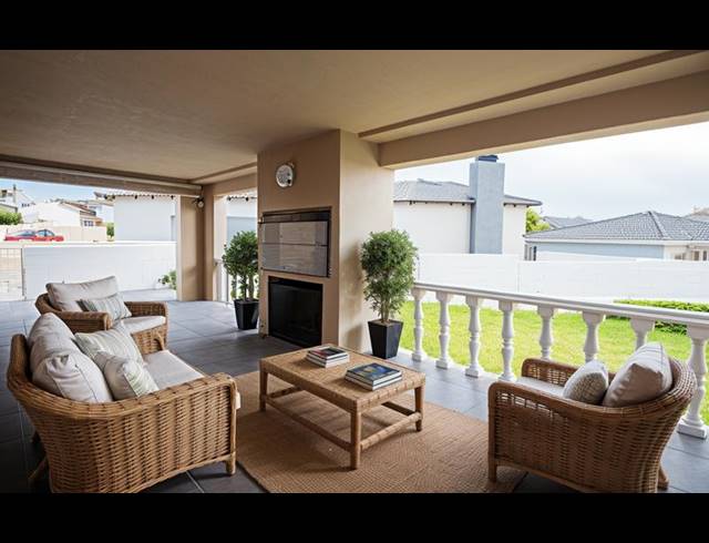 3 BEDROOM HOUSE FOR SALE IN COUNTRY CLUB